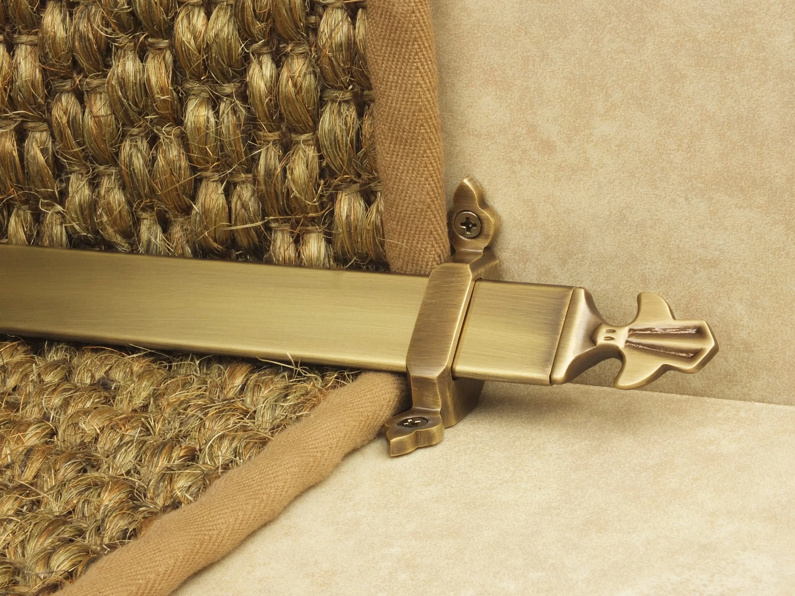 Louis - Antique Brass