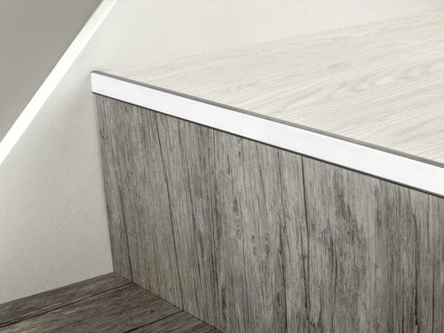 Premier LVT Nosing No Bull - Chrome - Image 2